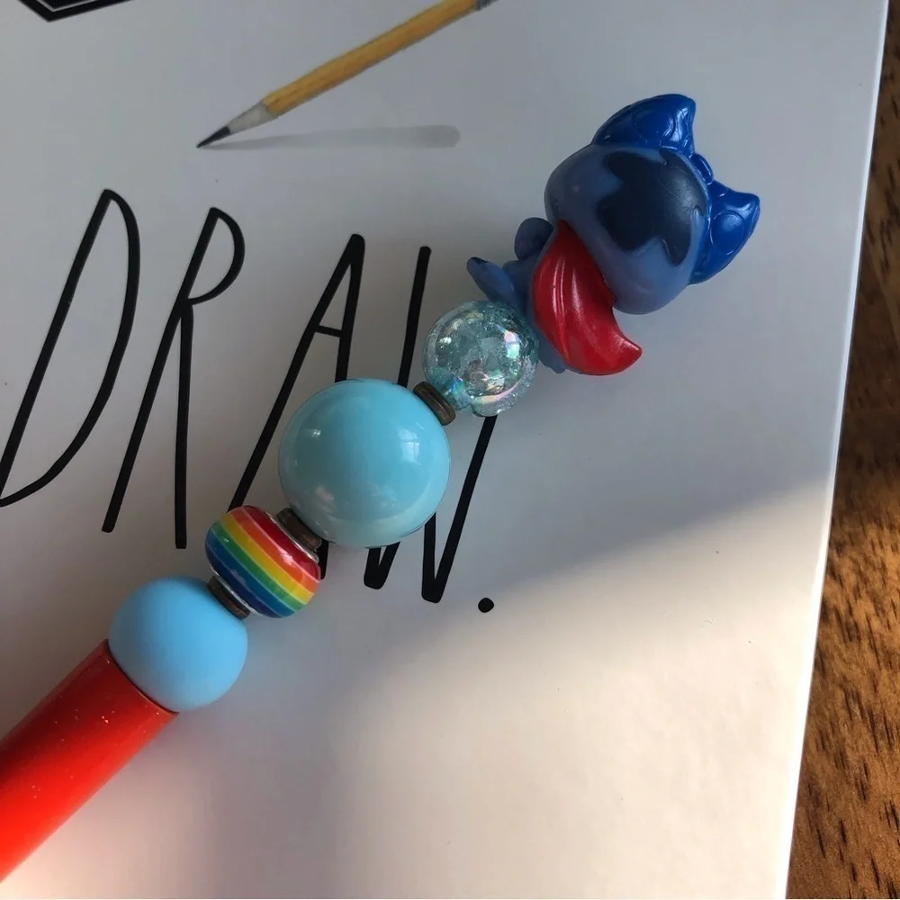 Disney Doorables: Lilo & Stitch: Stitch as superhero handmade beaded pen
